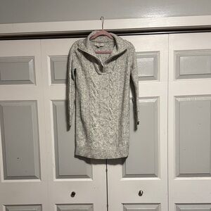 Light Gray Cable-Knit Women's Sweater Dress NWT Loft Size Medium